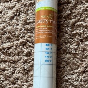 Non-Slip Pastry Mat with Temperature Guide